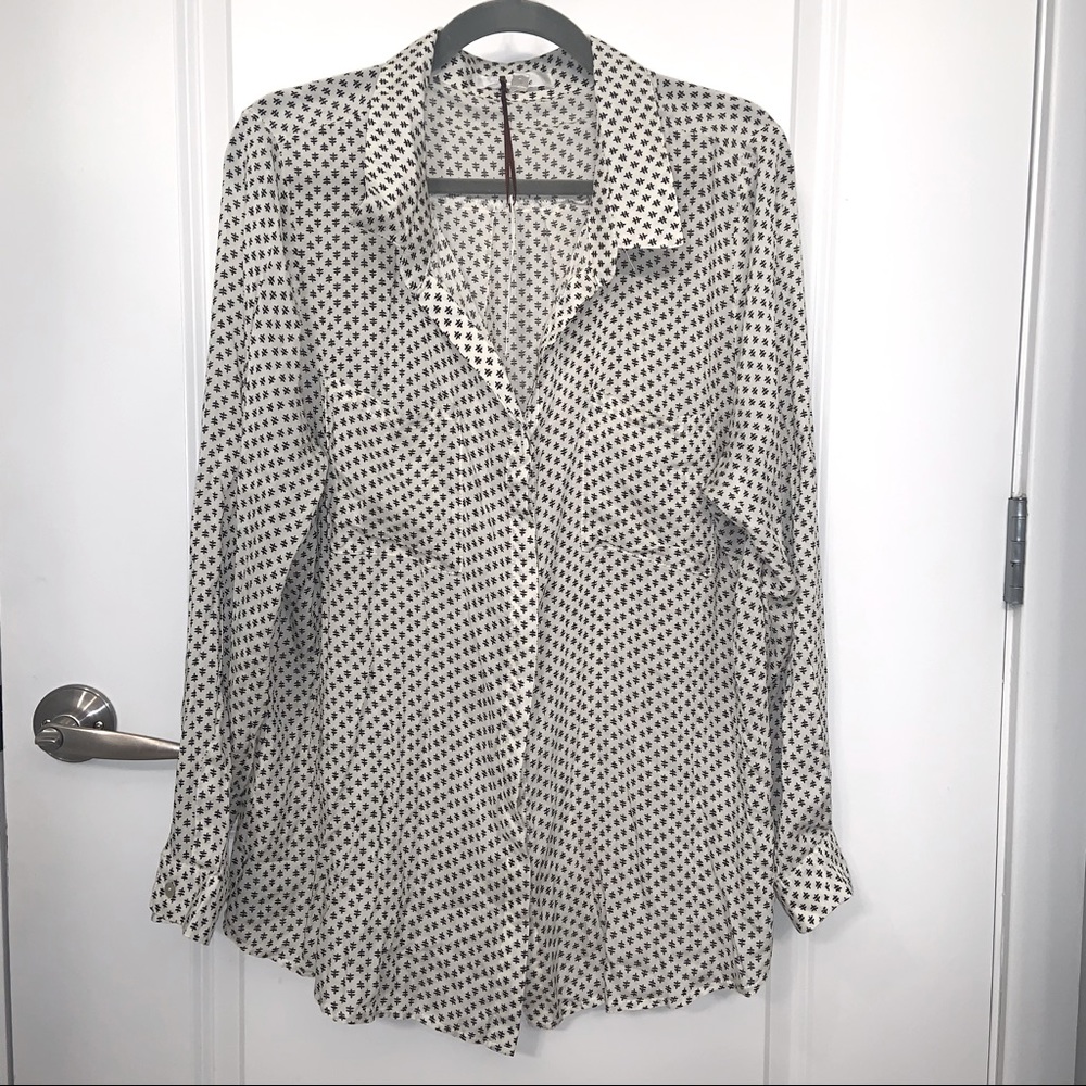 Solitaire Patterned Blouse - Picture 6 of 15